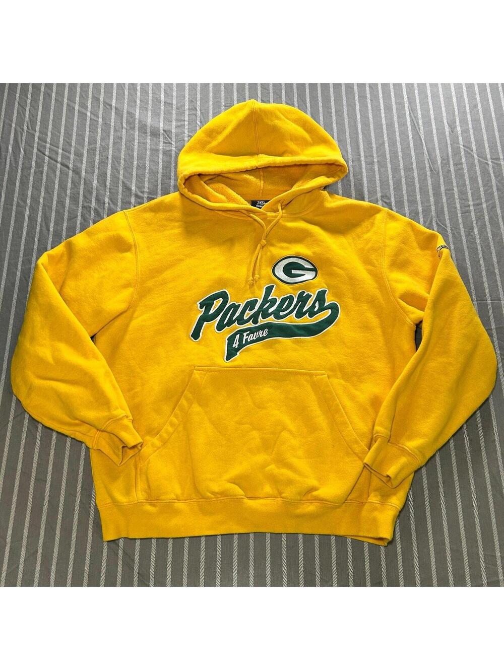 NFL Team Apparel Green Bay Packers "4 Favre" Yellow Sweater Mens M
